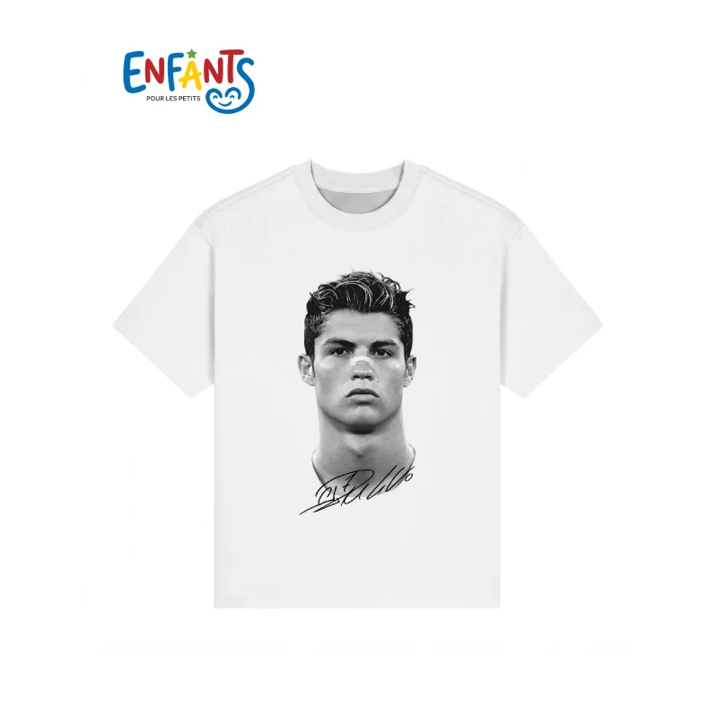 CRISTIANO RONALDO 2004 - Enfants