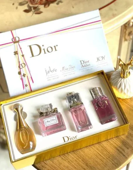 COFFRET DIOR 30ML X 4 ( 120ML )