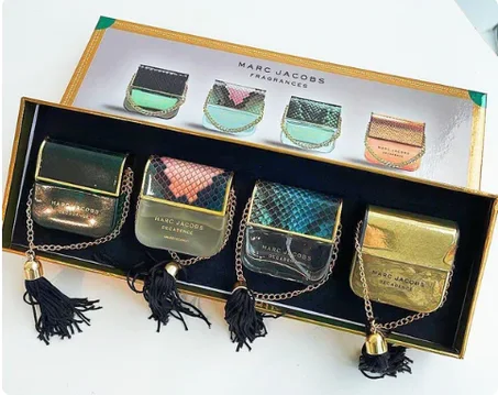 COFFRET Marc Jacob 30ML X 4 ( 120ML )