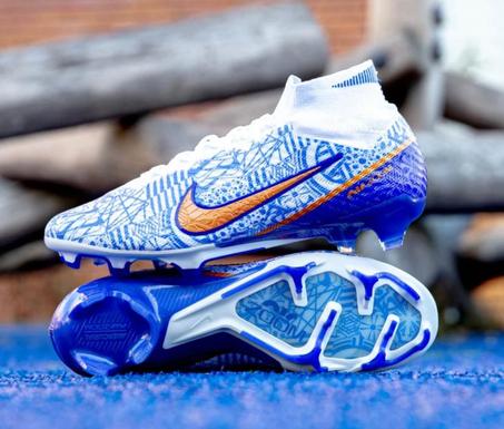 Promo Nike Air Zoom Mercurial Superfly pro 9 FG CR7 Personal Edition - Blanc/Cuivré/Bleu