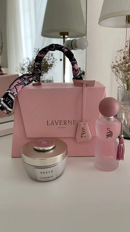 عطر Laverne – توقيع الفخامة الهادئة