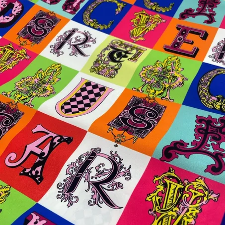 Coupon en satin de soie 300x150 cm Réf : T2402