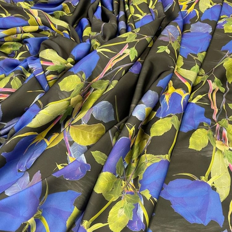 Coupon en satin de soie 300x150 cm Réf : T2309