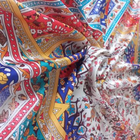 Coupon en satin de soie 300x150 cm Réf : T2315