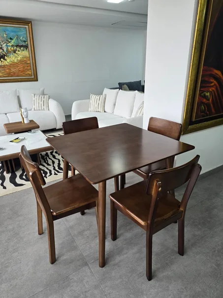 table a manger 4 chaises