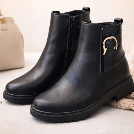 بوط نسائي أنيق وعصري