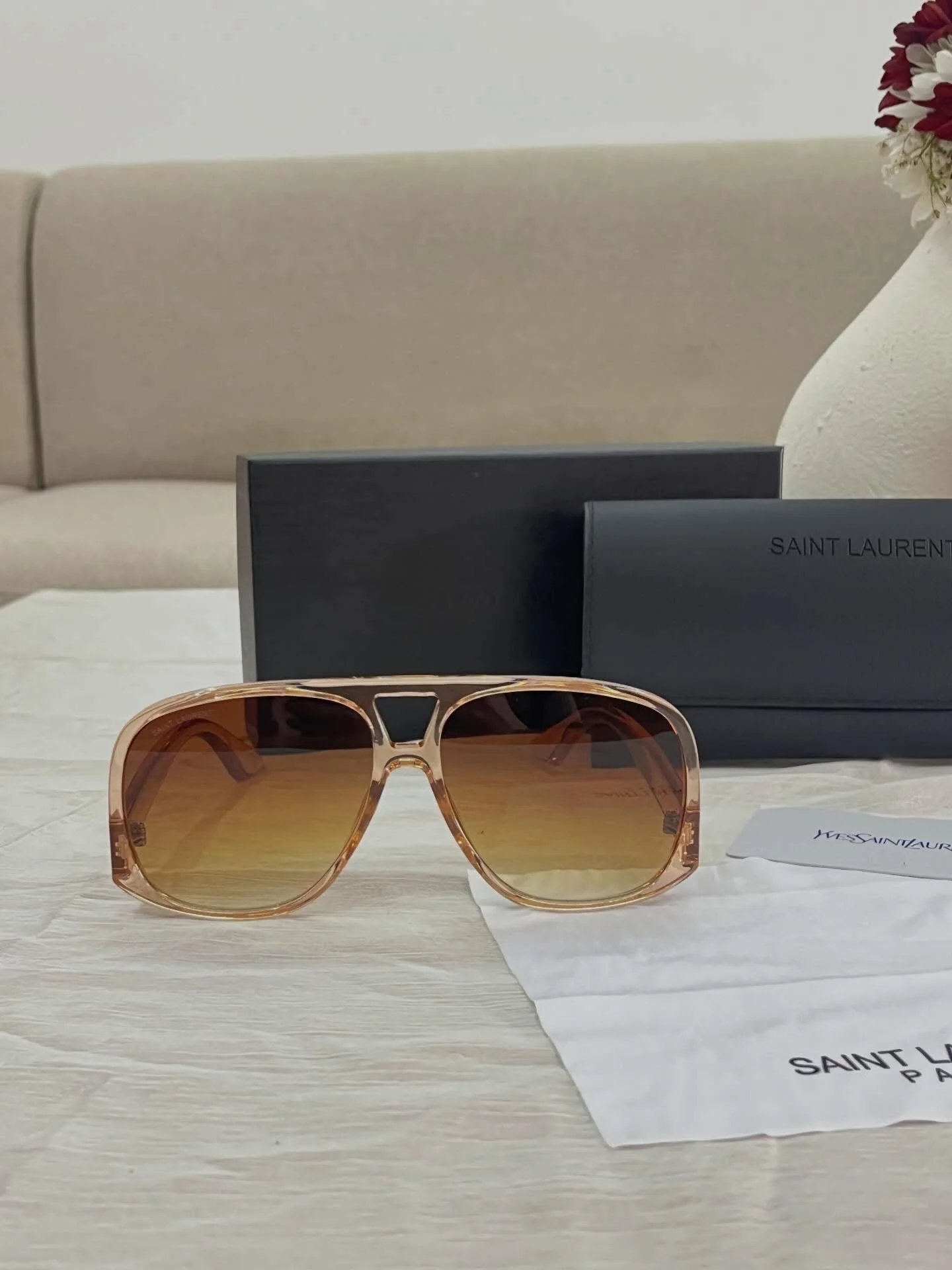 Lunettes de Soleil Femme SAINT LAURENT