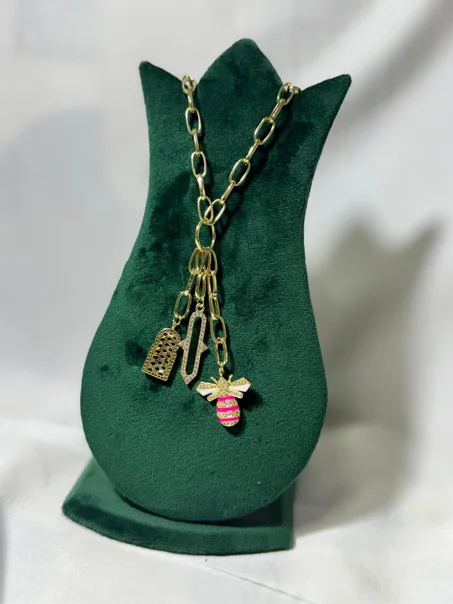 🐝✨  ساوتوار النحلة الفاخر وقطع  دائرية مزخرفة بالأحجار  ✨🐝