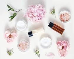 مستحضرات تجميل / عناية بالبشرة