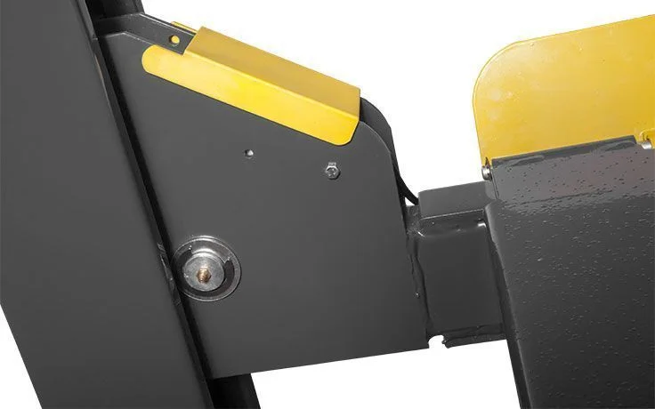 HD-9XL 9,000-lb. Capacity / Four-Post Lift / Standard Width / Extended Length