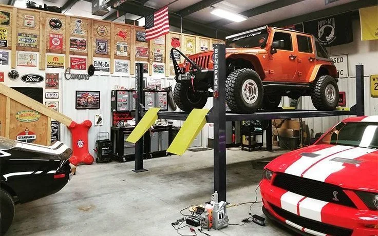 HD-7W 7,000-lb. Capacity / Wide Car Lift / High Rise