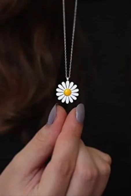 collier fleur de printemp