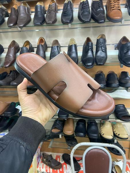 صندالة من الجلد %100