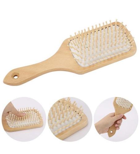 Brosse à cheveux en bois