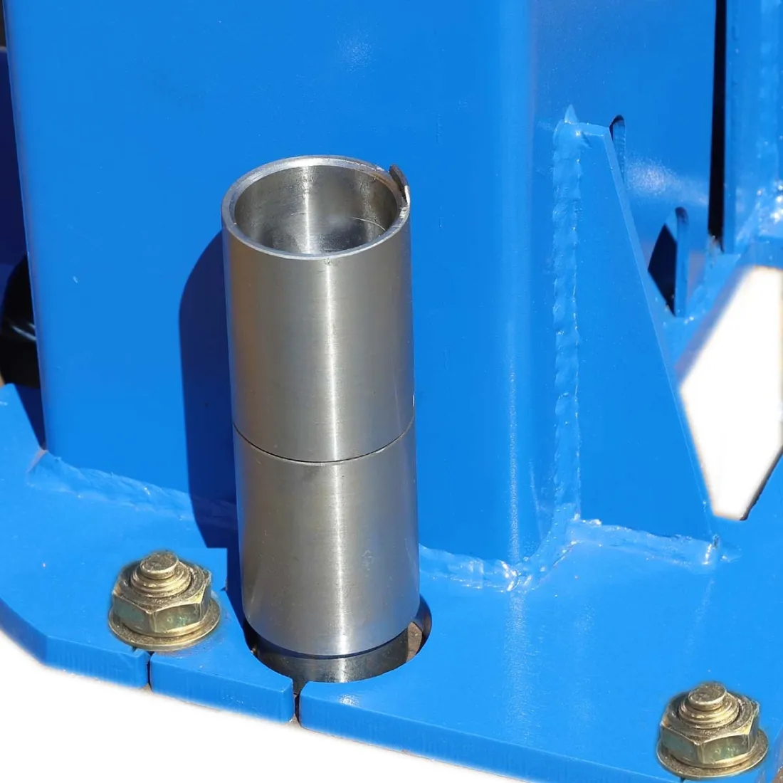 Xinkong Two Post 1200L Clear Floor Auto Lift 12,000 lb. Capacity Truck Hoist