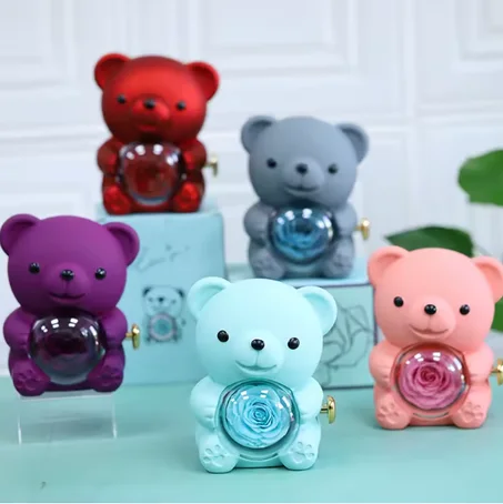 Teddy Bear Rose مع مكان خاص للسنسلة – كادو رومانسي مميّز 💖