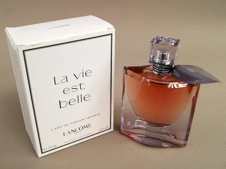 LA VIE EST BELLE Eau De Toilette 100ml (testeur)