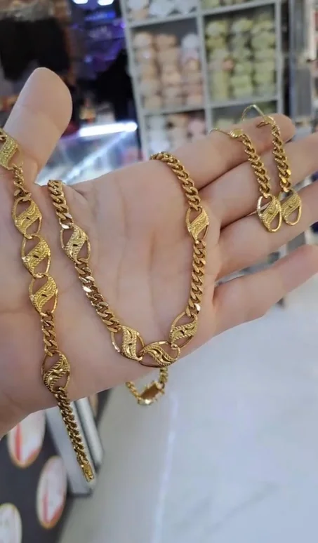 مجوهرات الذهبية طَــقْــمُ لوبيا