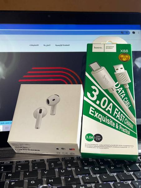 Airpods 4 +cable gratuite