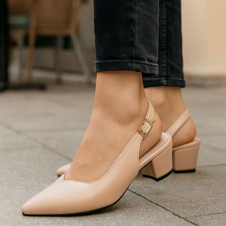 صندل جلد رطب و كعب مريح