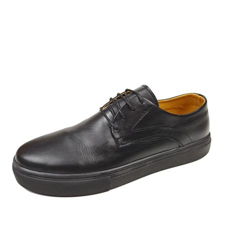 حذاء من الجلد الرطب الناعم