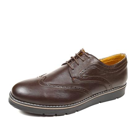 حذاء من الجلد الرطب الناعم