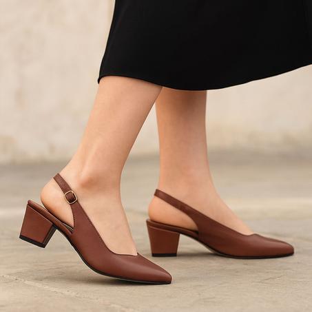 صندل جلد رطب و كعب مريح