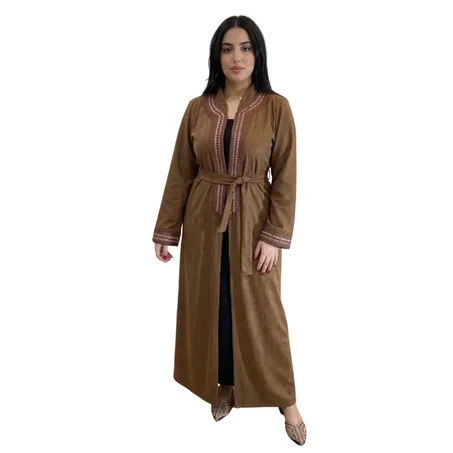 Kimono Élégance Brodée avec Ceinture