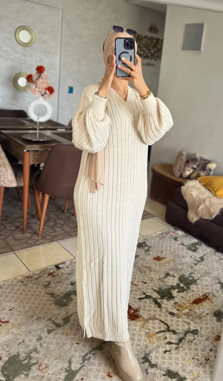 Robe Abaya à col V
