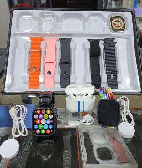 Pack 2 SmartWatches Ultra et Series