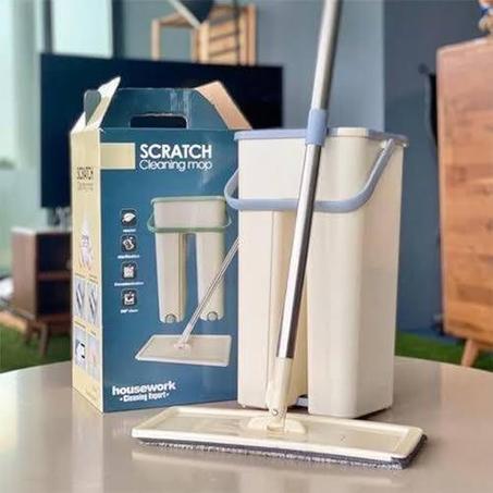 Balais magique avec son seau