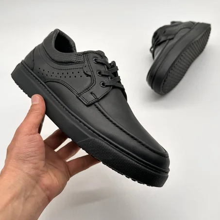 012 chaussure en cuir