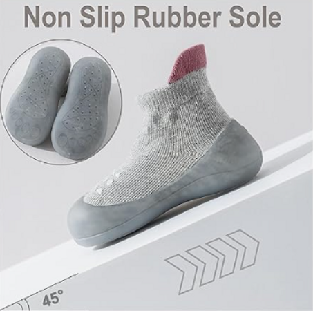 جوارب مضادة للانزلاق للاطفال الصغار