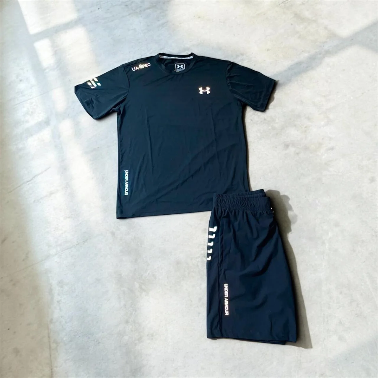 Ensemble Sport Under Armour Noir