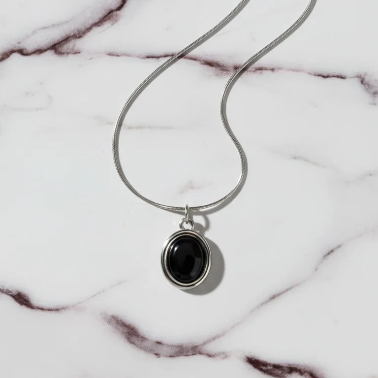 Collier Éclipse D’Argent