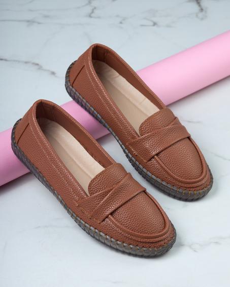 حذاء حريمي فلات جلد مستورد كود 6731