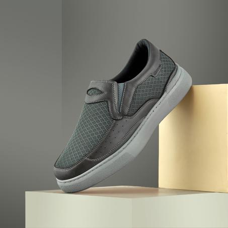 كوتشي رجالي سكيتشر مريح كود 1991