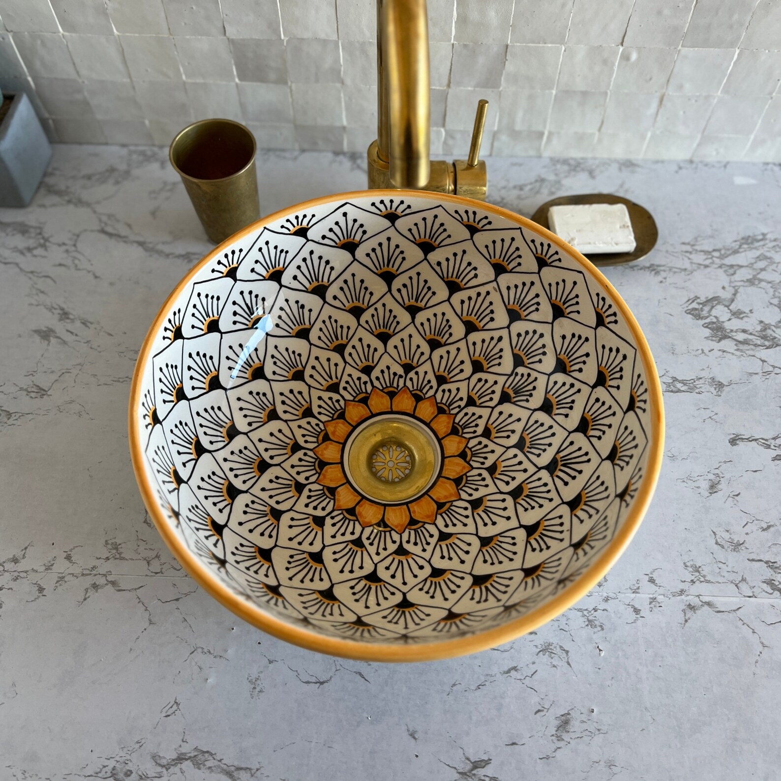 Lavabo en céramique marocaine fait main – 30 cm de diamètre