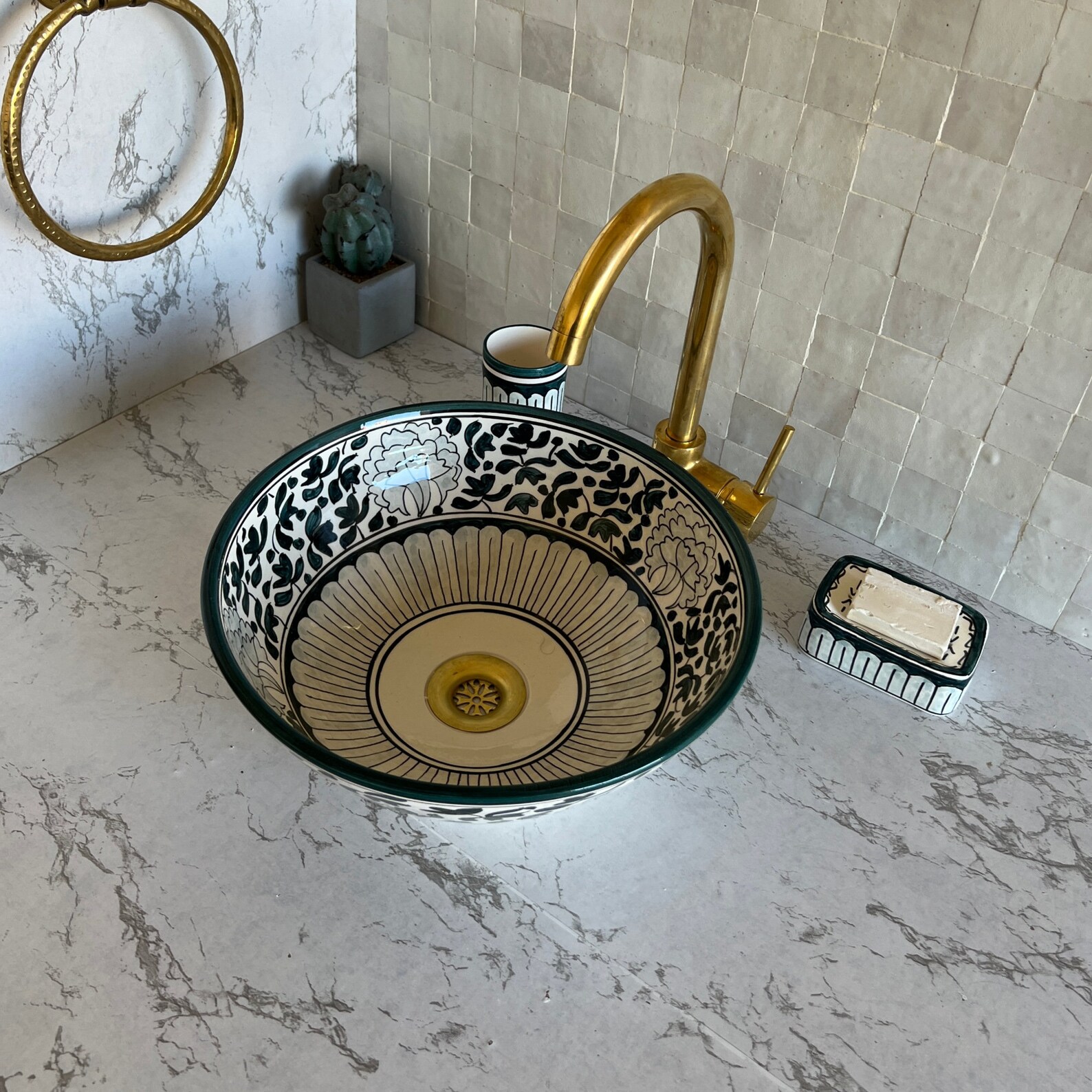 Lavabo en céramique marocaine fait main – 30 cm de diamètre
