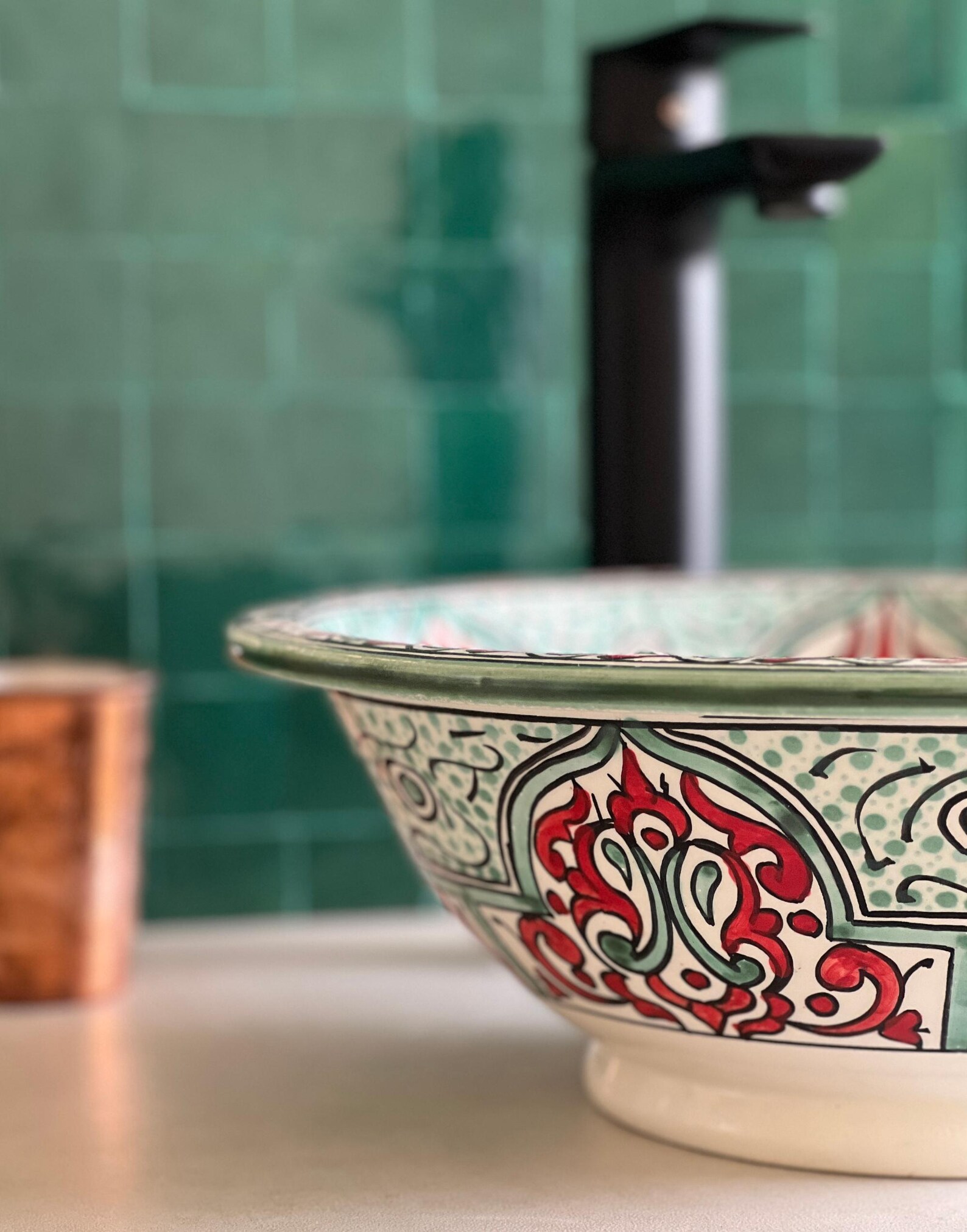 Lavabo en céramique marocaine fait main – 30 cm de diamètre