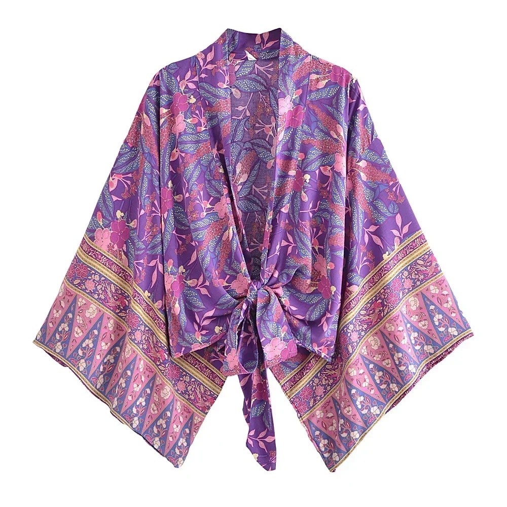 Floral Boho Kimono Cover-Up – V-Neck Batwing Sleeve Beach Robe