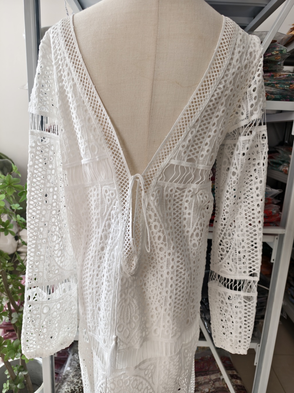 Madozo White Hollow Out Long Sleeve Mini Dress – Boho Beach Night Out & Summer Date Dress