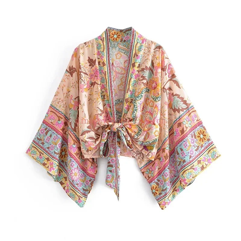 Floral Boho Kimono Cover-Up – V-Neck Batwing Sleeve Beach Robe