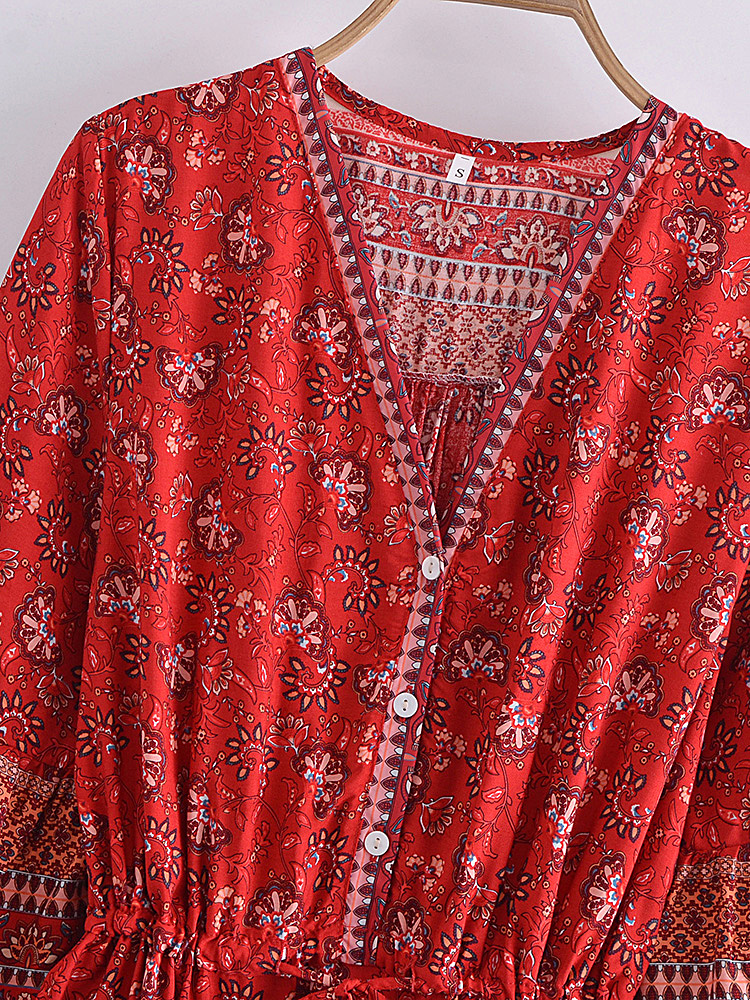 Bohemian Floral Mini Dress – Tassel V-Neck Beach Sundress with Bat Sleeves