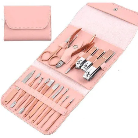 طقم العناية الملكي: جمالك وأناقتك في حقيبة واحدة