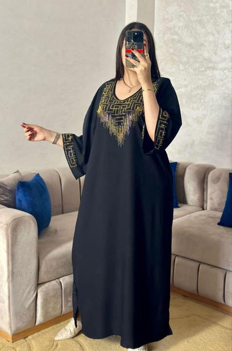 عبائة  بفصالة زوينة وخدمة معقولة