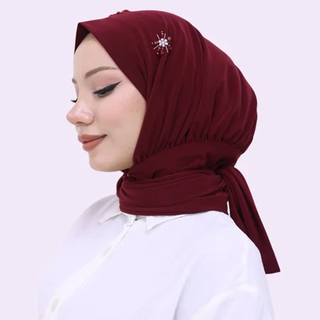 حجاب عصري بتصميم راقي ولمسة فخامة