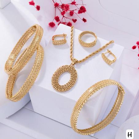 ✨ طقم متكامل... أناقة لا تُقاوم! ✨inoxydable