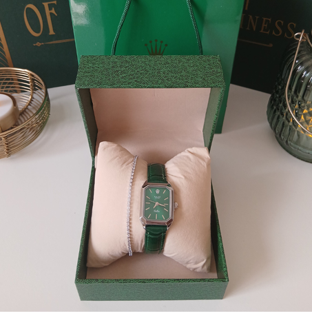 باك مكون من ساعه نسائية رولكس إنوكسيدابل ماستر كوبي وكورميط إنوكسيدابل مع البواطة والساشي رولكس