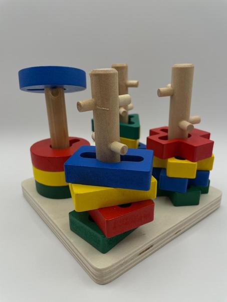 لعبة تصنيف الأشكال الهندسية